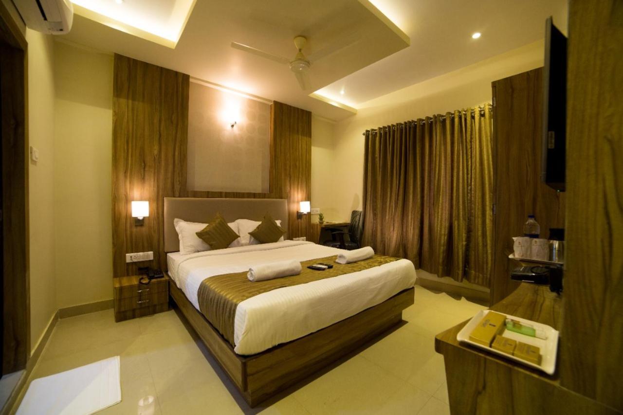 Hotel Plaza Heights Bangalore Dış mekan fotoğraf